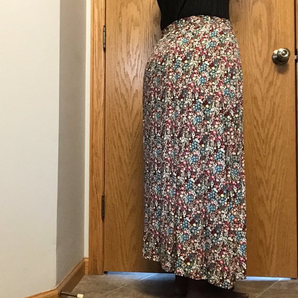 Christopher & Banks multicolor floral button front skirt - Picture 3 of 10
